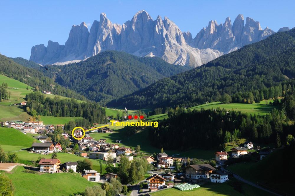 Haus Tannenburg Funes (Bolzano) Exterior foto